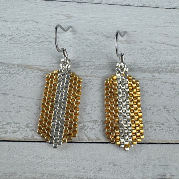 Handmade Jewelry - Gold Silver Glass Seed Bead Drop Earrings Handmade Minimalist Elegant Jewelry